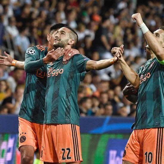 接下来输出 接下来输出