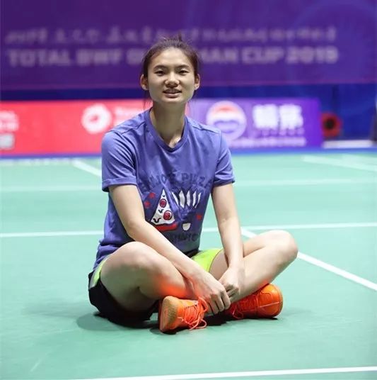 球队陷入低 球队陷入低