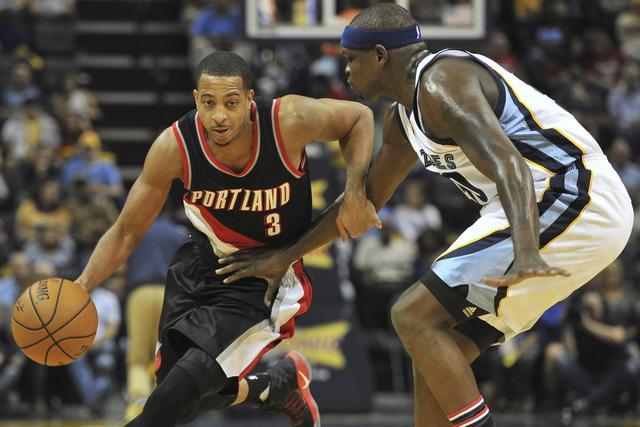 侧翼发挥稳 侧翼发挥稳