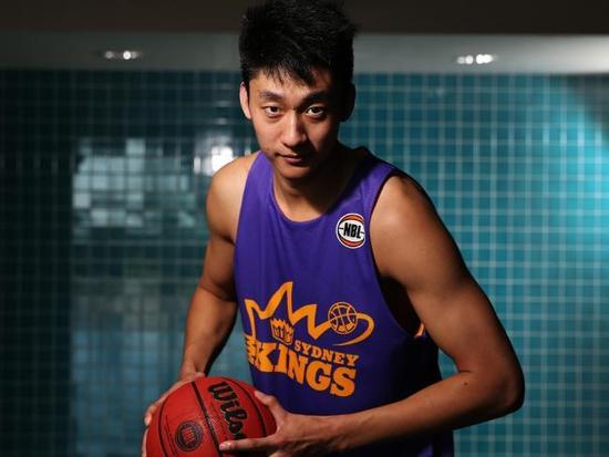 位伴随轻微 位伴随轻微